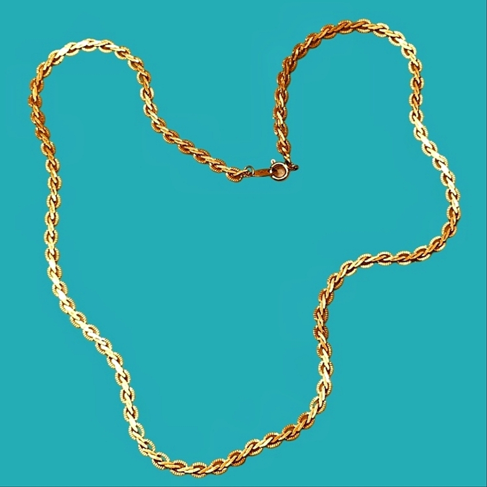 ✨️Trifari Vintage Gold-Tone Rope Chain Necklace